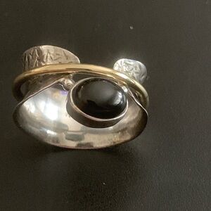 Sophisticated Silver and Gold Ring with Onyx Stone - size 91/4